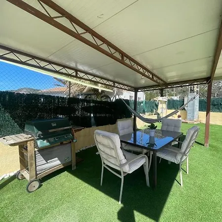 Finca El Garrofer Holiday home *