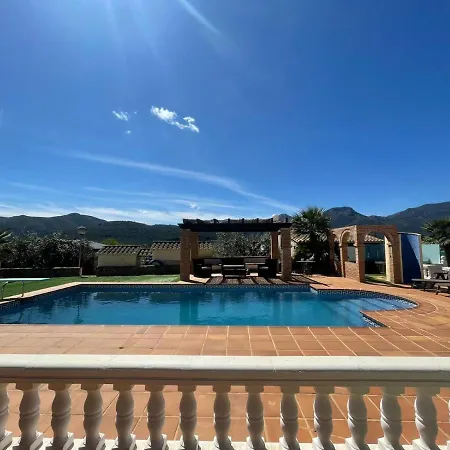 Finca El Garrofer * Jalón